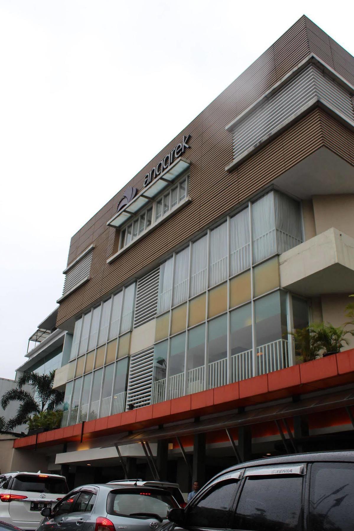 Anggrek Shopping Hotel Bandung Exterior foto